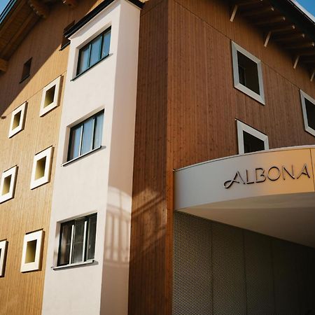 Zürs Hotel Albona Nova מראה חיצוני תמונה