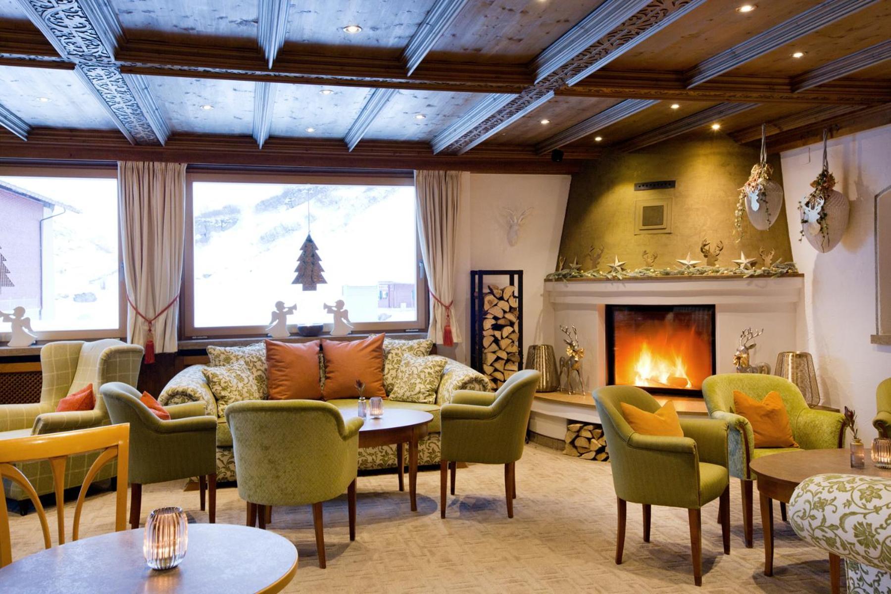 Zürs Hotel Albona Nova מראה חיצוני תמונה