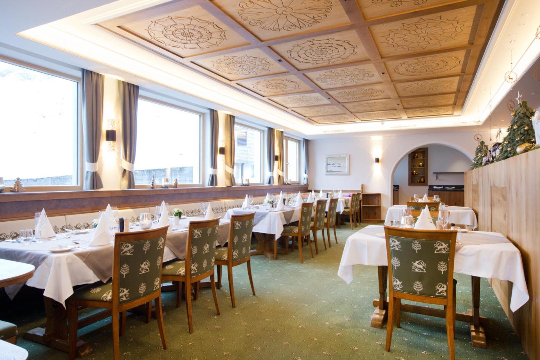 Zürs Hotel Albona Nova מראה חיצוני תמונה
