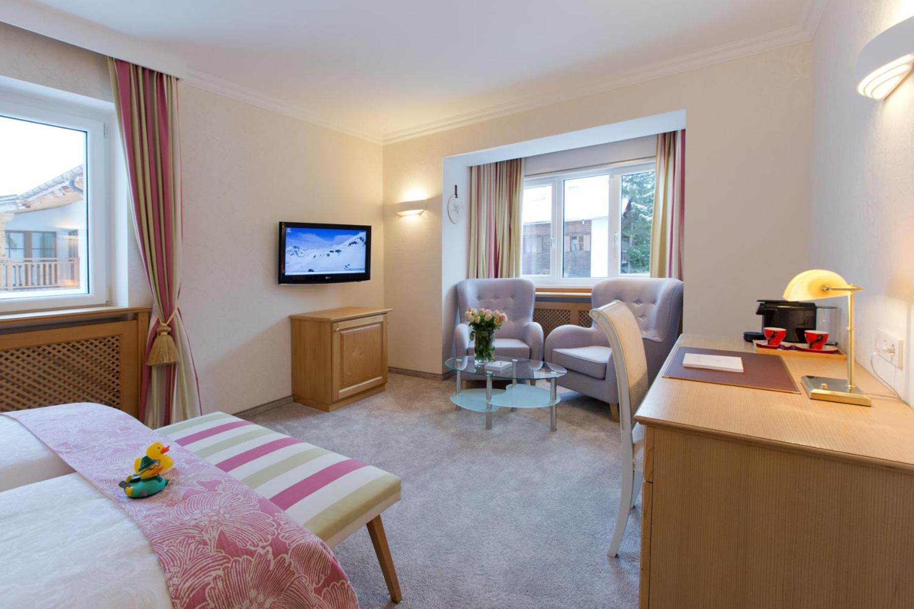 Zürs Hotel Albona Nova מראה חיצוני תמונה