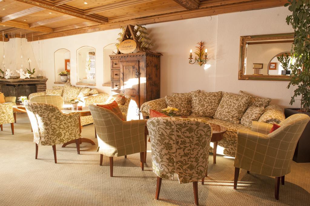 Zürs Hotel Albona Nova מראה חיצוני תמונה